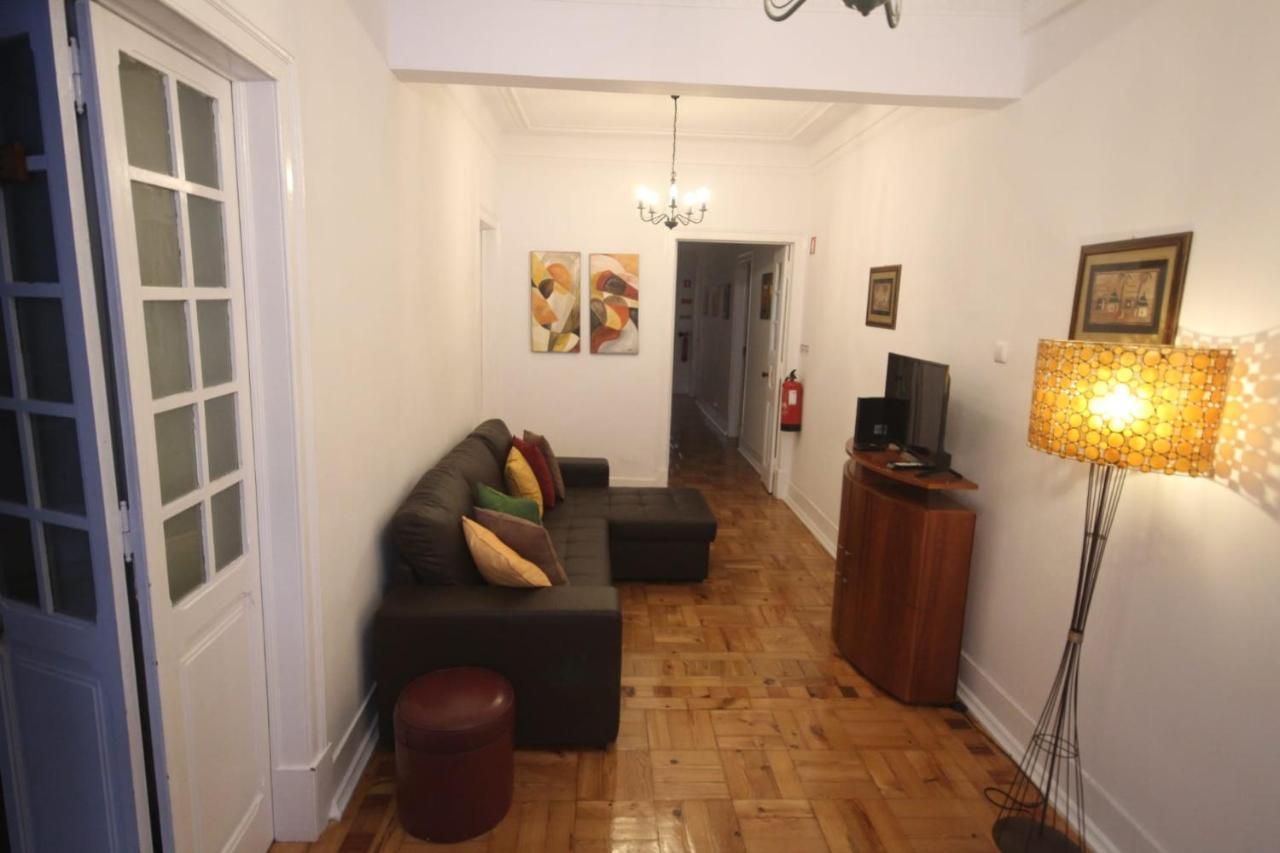 Nautic M1 R2 - Classy & Cozy Double Room With Shared Bathroom In Marques Pombal Lisboa Exteriör bild